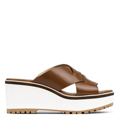 Donald Pliner Casual | BEAUMONT At Donald Pliner Saddle - Women