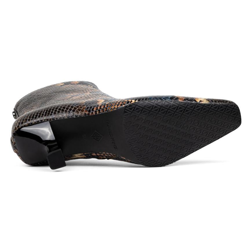 Donald Pliner Boots | BALTIMORE At Donald Pliner Blue Bell - Women