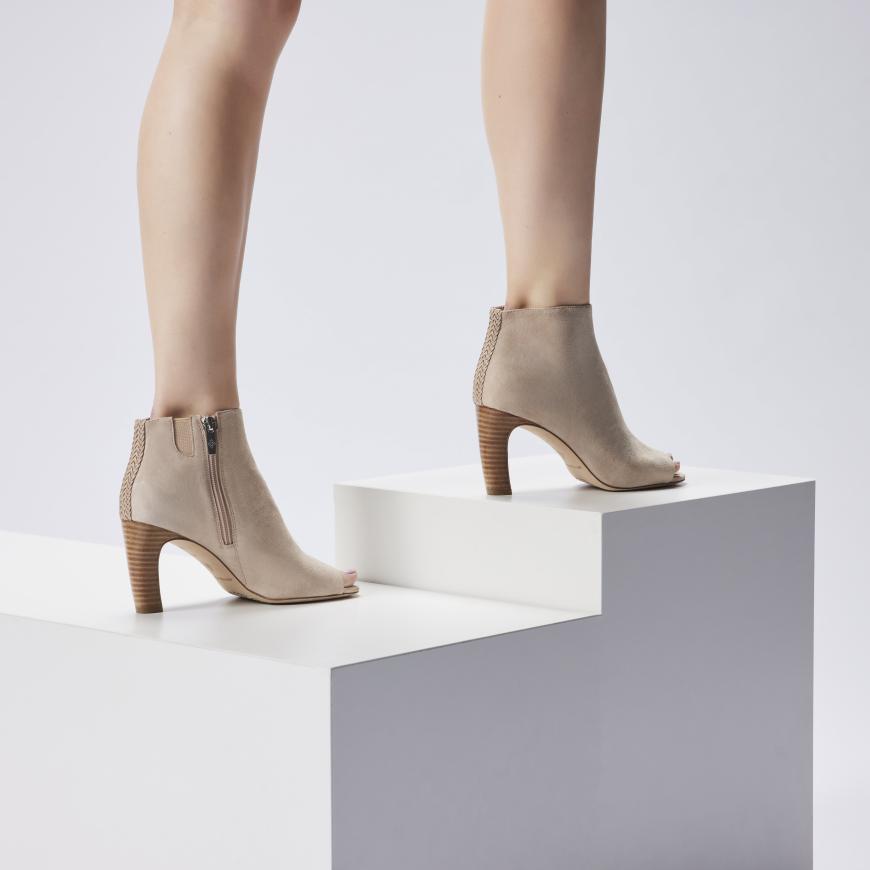 Donald Pliner Boots | PROMYSE At Donald Pliner Sand - Women