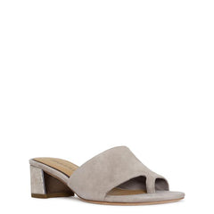 Donald Pliner Casual | MELROS At Donald Pliner Light Taupe - Women