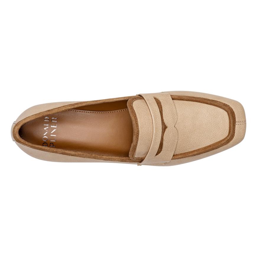 Donald Pliner Casual | TRISTINA At Donald Pliner Sand - Women